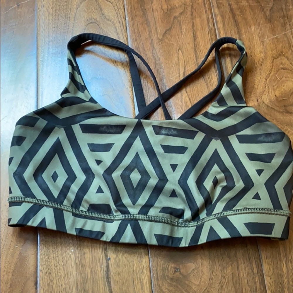 Lululemon Energy Bra - graphic green and black